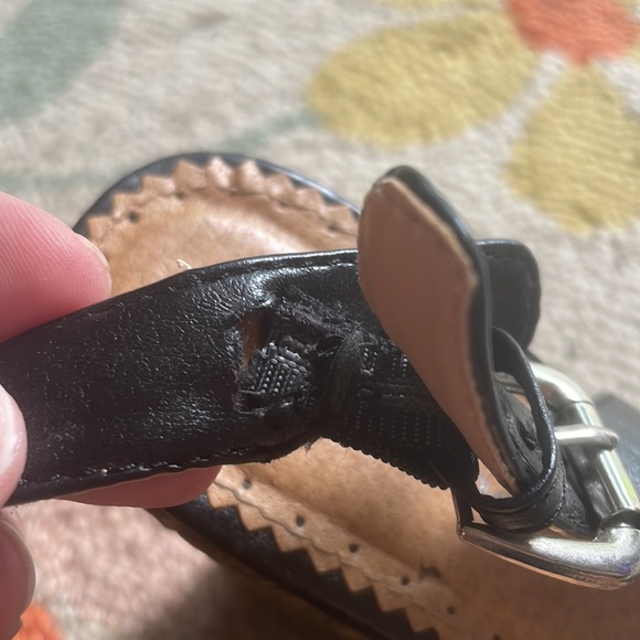 Womens wedge shoe, never worn. - Picture 7 of 9